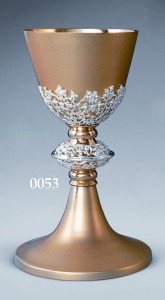 Kielich mszalny w koszyczku ażurowym