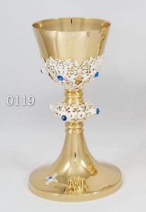 Kielich mszalny z kamieniami agatu