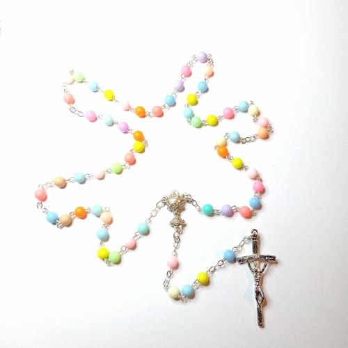 Różaniec do Pierwszej Komuni wielokolorowy