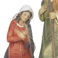 Maryja w czerwonej szacie i białym welonie – detal